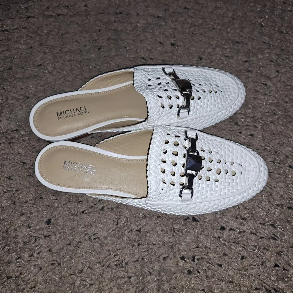 MICHAEL KORS-Charlton Crochet/Woven White Mule-Silver Logo-Sz 6-Excellent - Picture 7 of 8